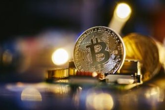 2023年币圈十大交易所排名：Coinbase与Binance领衔，投资者必看指南