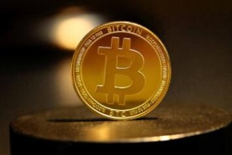 苹果用户必备的加密货币交易所推荐：Coinbase与Binance等iOS应用详解