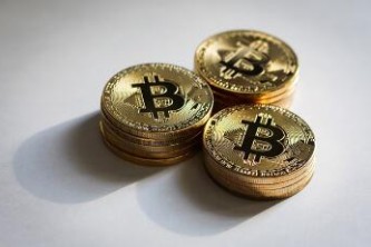苹果用户必看：十大数字货币交易所推荐及Coinbase、Binance等应用下载指南
